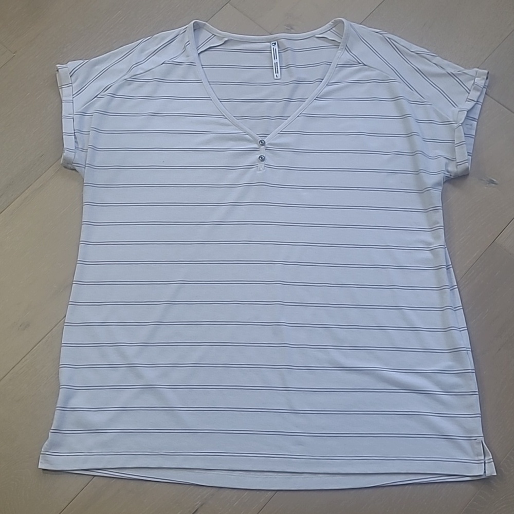 Kuhl Shirt Women's sz Large Lisette Henley White/Purple Stripe 1/4 Button Top